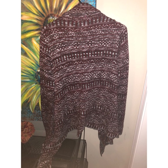 Women’s Cardigan - Picture 2 of 2